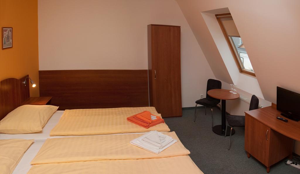 Hotel Antonietta Teplice Quarto foto