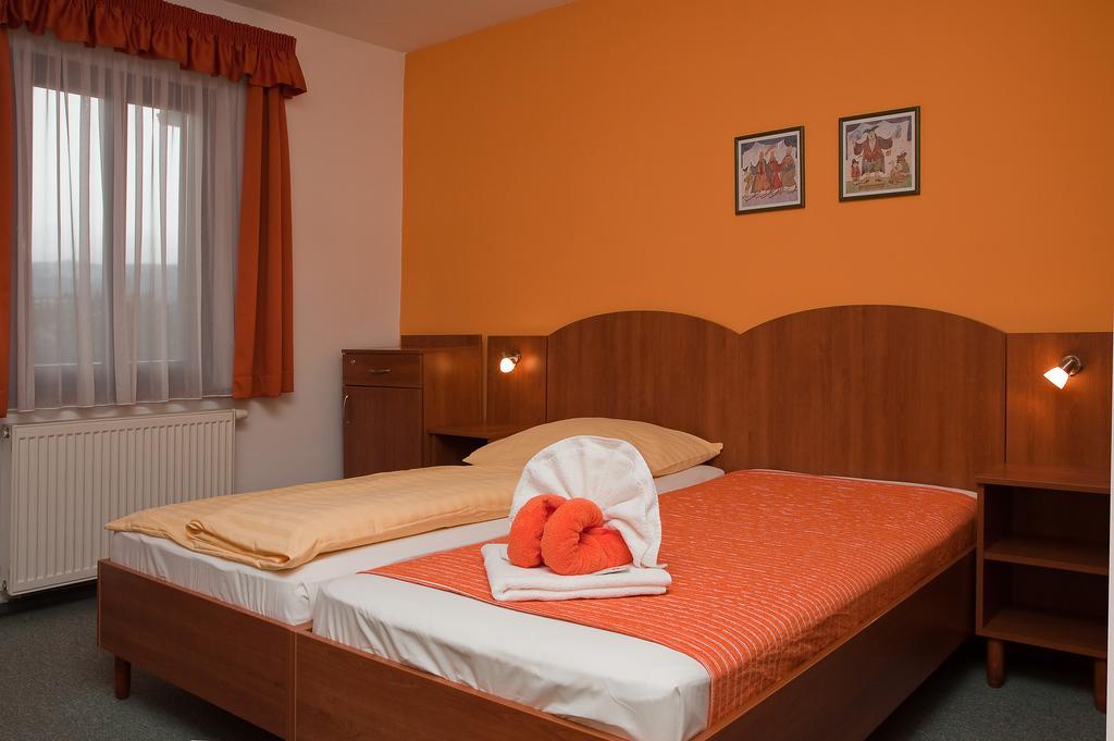Hotel Antonietta Teplice Quarto foto