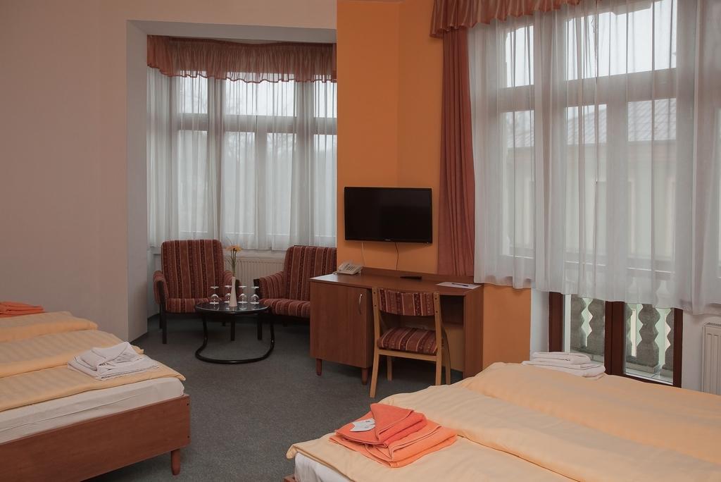 Hotel Antonietta Teplice Quarto foto