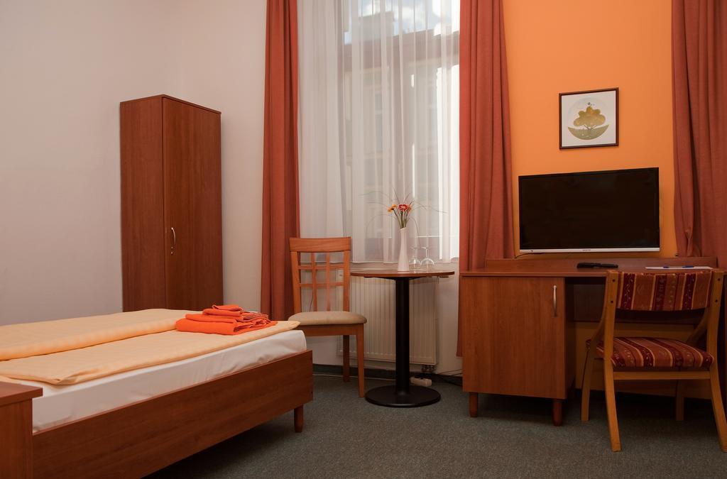 Hotel Antonietta Teplice Quarto foto