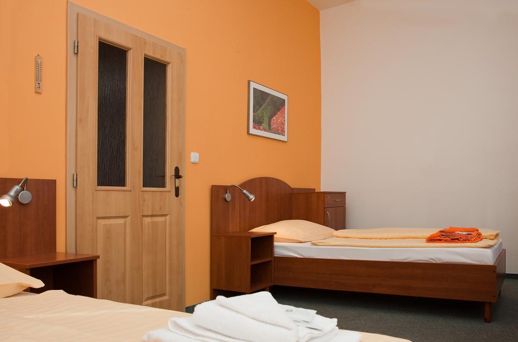 Hotel Antonietta Teplice Quarto foto