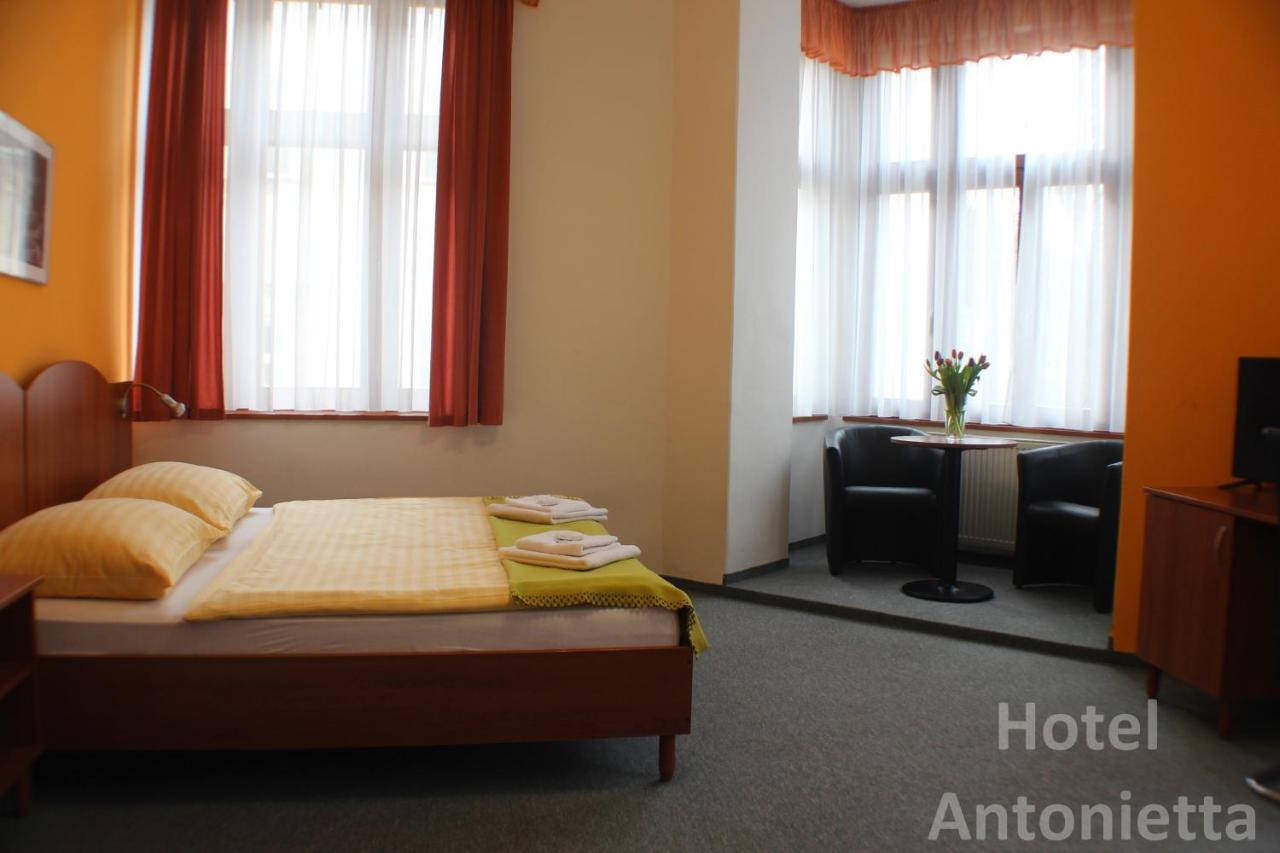 Hotel Antonietta Teplice Quarto foto